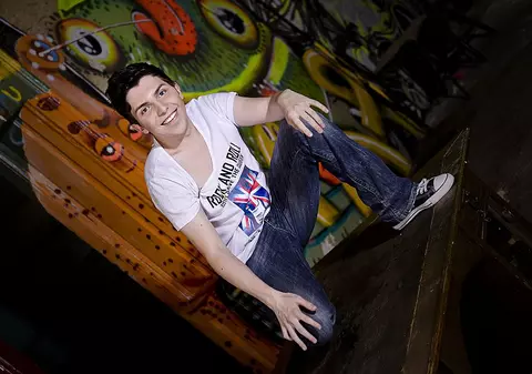 Video | Mike a lansat un nou single - ”Save me”