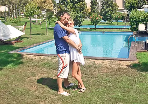 Claudiu Bogdan şi Cristina Coca de la OTV i-au tăiat moţul lui Ianis