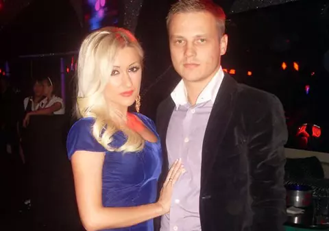 Raluca de la Bambi pleacă în vacanță cu iubitul. Vezi unde!  