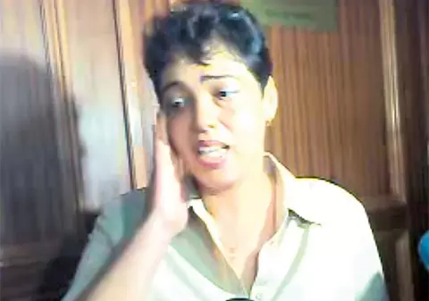 VIDEO | "Poliţiştii mi-au snopit fratele în bătaie"