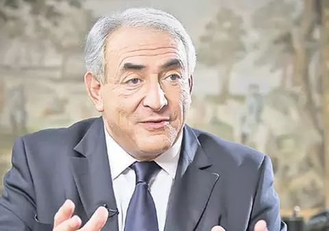 O jurnalistă din Franţa îl dă în judecată pe Strauss-Kahn pentru tentativă de viol