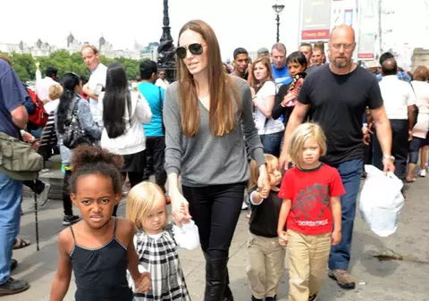 Foto | Angelina Jolie şi copiii au vizitat Aquarium-ul din Londra
