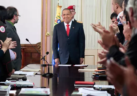 Hugo Chavez, ras în cap, ca urmare a chimioterapiei: "Acesta este «my new look»"