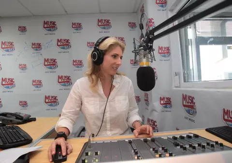 Jurnalista Adina Goriţă este noua DJ-iţă Music FM 