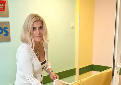 Foto | Liana Stanciu a adus saltele noi pentru Spitalul "Marie Curie"