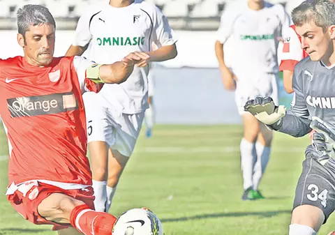 Dinamo a câştigat clar în Regie şi continuă seria invincibilă