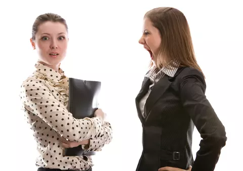 Iată 10 scuze care te pot salva dacă întârzii la job