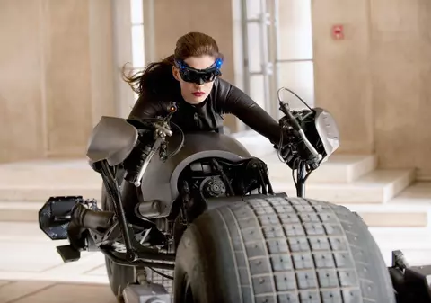 Foto | Aşa va arăta Catwoman, în noul film al seriei Batman. Vă place?
