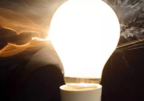 Curentul va fi întrerupt în Capitală şi în judeţul Ilfov