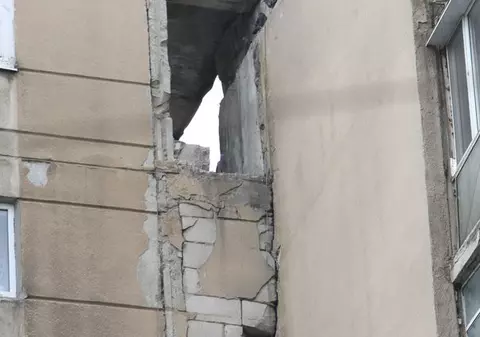 Atenţie! S-au crăpat blocurile din Colentina!