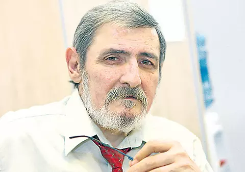 Opinia zilei | Ministru ascet şi fâţă tarentată