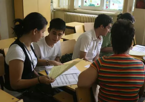 Elevii care intră anul acesta în clasa a V-a sunt primii care fac cinci ani de gimnaziu
