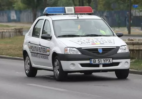 Doi şoferi băuţi au fost prinşi într-un interval de numai opt minute