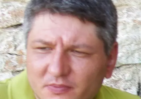 Consilierul personal al Ministrului Muncii, după ce a asistat la o sinucidere: "Dacă vrei să te sinucizi, du-te-n p***a mă-tii şi fă-o pe pustii"