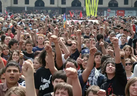 Studenţi din programul Work and Travel, inclusiv români, protestează în SUA faţă de salariile mici
