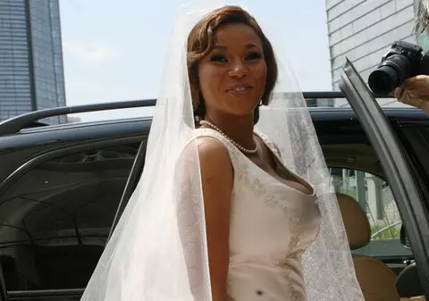 Nadine merge săptămânal la nutriționist
