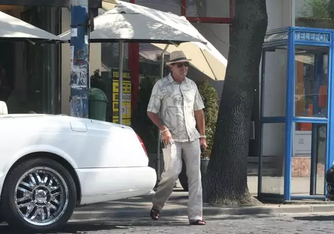 Milionarul Dan Nicorescu, jefuit în vila din București. ”Prin violenţă i-au sustras o sumă de bani şi bijuterii”