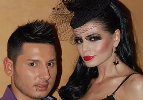 Află cât câștigă Pescariu pe seama vedetelor precum Monica Gabor sau Bianca Drăgușanu