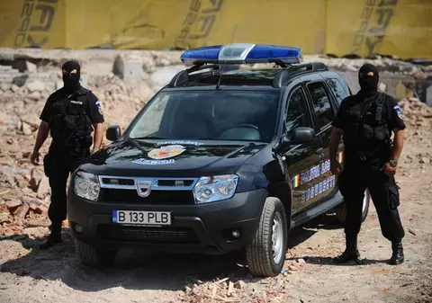 Percheziţii în Ilfov şi Bucureşti, la mai multe persoane suspectate de furt din locuinţe