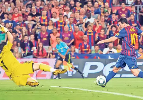 Lionel Messi, atacantul Barcelonei, a îngenuncheat de unul singur Real Madrid 