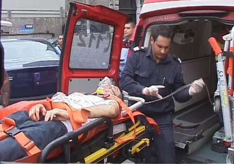 Bărbatul care a vrut să se sinucidă la Parchet era supărat că l-a părăsit iubita