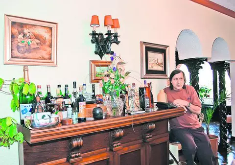 «Nasty» şi-a vândut casa din Paris