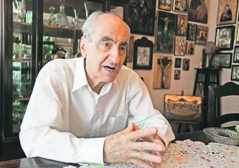 Mircea Ionescu Quintus, cel mai vechi fotbalist din România: Când câștigam, primeam câte o prăjitură, acum e vai de capul nostru!