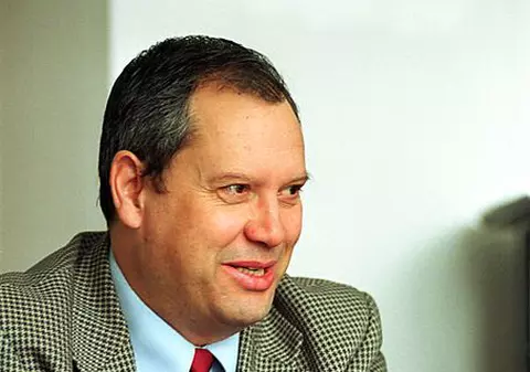 La mulţi ani, Dumitru Prunariu!