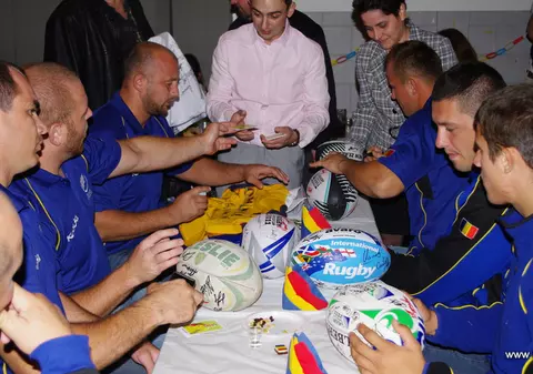 ”Stejarii” s-au înfruptat cu mici, friptură şi palincă