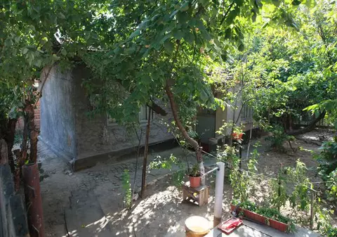A fost ucisă sub ochii fiicei sale, chiar de iubitul tinerei