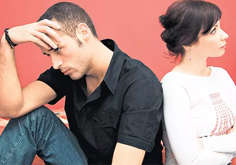 Luna octombrie ne aduce lucruri noi: divorţezi mai uşor, iei credite mai greu