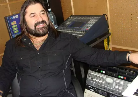 Gheorghe Gheorghiu frecventează pe ascuns un club de folk