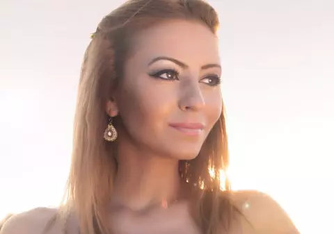 Giulia Anghelescu despre Vlad Huidu: "Au existat şi momente dificile în relaţia noastră"