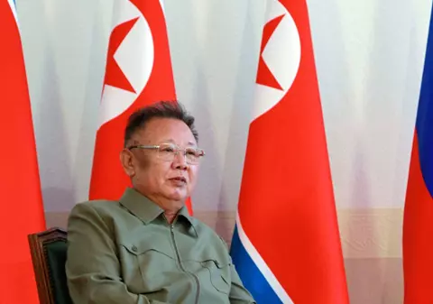 Dictatorul Kim Jong-Il cheltuie până la 200.000 de dolari pe hrana animalelor lui domestice