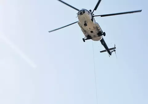 Românii au mai făcut "un pas" spre Lună: Asociaţia Română pentru Cosmonautică şi Aeronautică a testat cabina avionului supersonic care ar trebui să lanseze o rachetă spre satelitul natural al Pământului