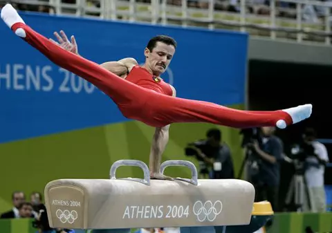 Marius Urzică: "Gimnastica e mai periculoasă decât circul"
