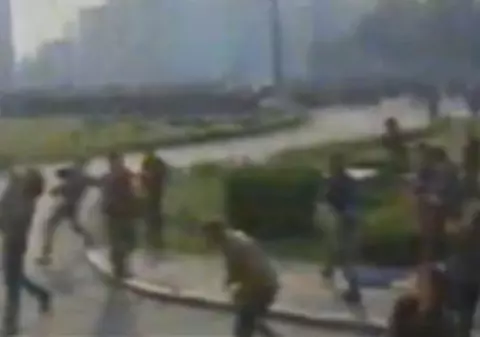Video | Iată imagini de arhivă de la Mineriada de acum 20 de ani!