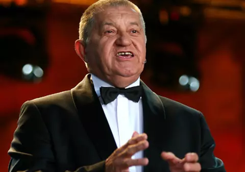 Dorel Vişan despre pasiunea sa, apicultura: ”Odată am fost înţepat şi de 80 de albine”