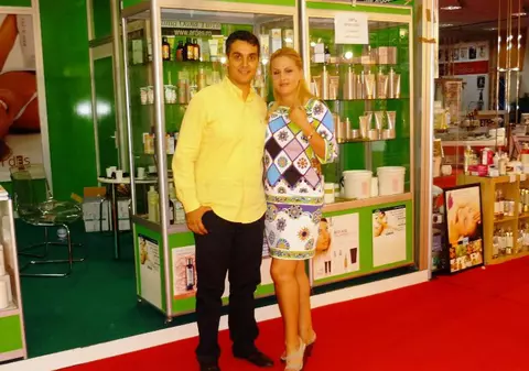 Aflaţi care este secretul revenirii spectaculoase a siluetei Oanei Turcu