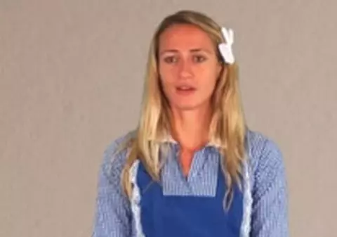 Video Exclusiv | S-a sunat de intrare! Camelia Potec vorbeşte în uniformă, despre prima zi de şcoală