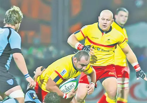 Video |Rugbişti la apă
