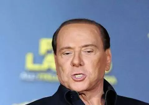 Fosta Miss Muntenegru: «Mă iubesc cu Berlusconi de doi ani»