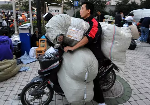Foto | Uite cum se fac livrările în China!