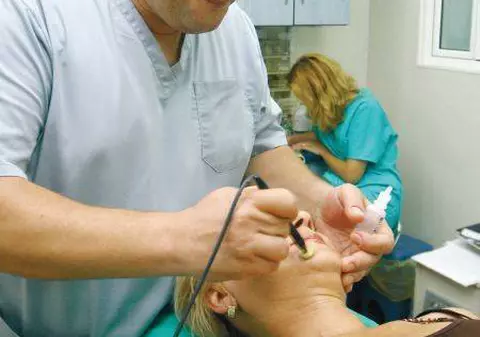 Scapă de vergeturi cu laser!