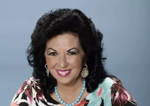 Carmen Harra se judecă în România pentru un apartament de care a fost deposedată