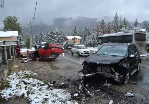 Destin tragic! Victimele lui Huidu s-au urcat în Loganul şoferului, deşi aveau amândoi maşini de teren