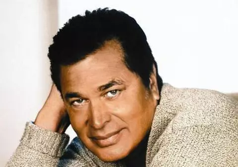 Engelbert Humperdinck, regele muzicii romantice, are  9 nepoţi!