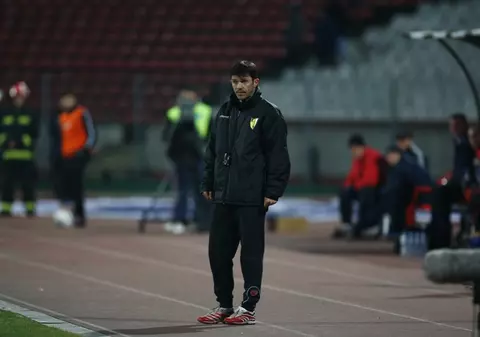 Daniel Isăilă, antrenorul Braşovului, îl are ca model pe Răzvan Lucescu şi îl consideră pe Zidane jucătorul cel mai aproape de perfecţiune