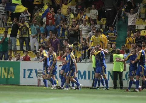 Petrolul face legea în Ploieşti: 1-0 cu rivala Astra, în Cupa României 