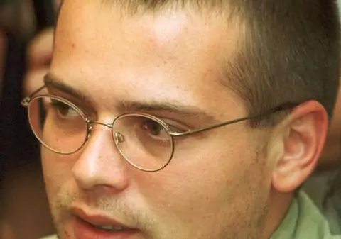 Adelin Petrişor către Radu Moraru: "Eşti creatorul de televiziuni care au murit înainte să se nască" Vezi de ce l-a atacat reporterul pe "Naşul"!